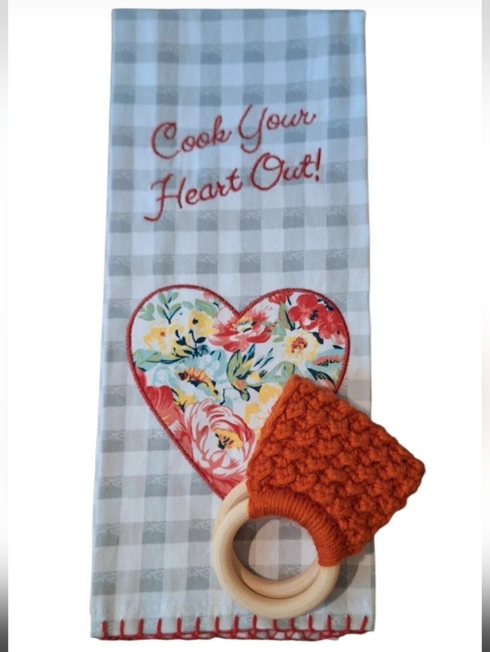 The Pioneer Woman Floral Heart Towel & Hand Crochet Towel Holder NWOT